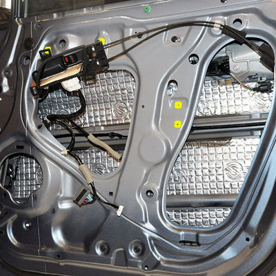 Buen precio Material de la almohadilla de aislamiento del capó del coche de MPV Eliminación del ruido Mejora de la calidad del sonido en línea