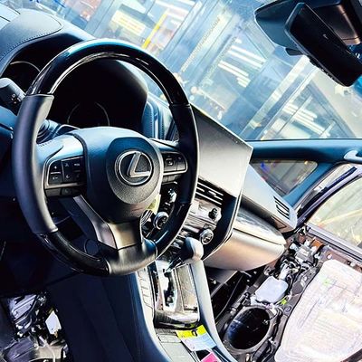 Buen precio Lexus LM350 de lujo Car Hood Pad de aislamiento amortiguación y absorción de sonido en línea