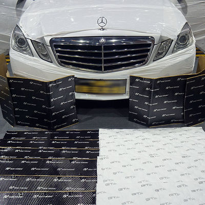 Buen precio Benz E300 Pad de aislamiento del capó del automóvil personalizado Amortización acústica Alfombra absorbente de ruido en línea